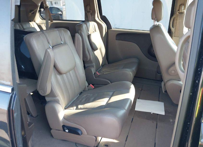 Photo 8 of 2014 Chrysler Town & COUNTRY TOURING (VIN 2C4RC1BG7ER164616)