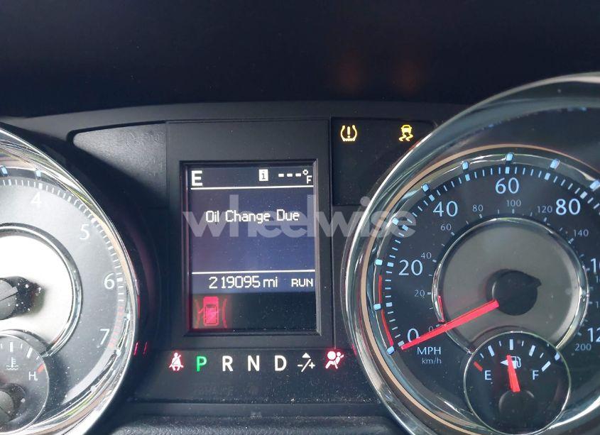 Photo 7 of 2014 Chrysler Town & COUNTRY TOURING (VIN 2C4RC1BG7ER168469)