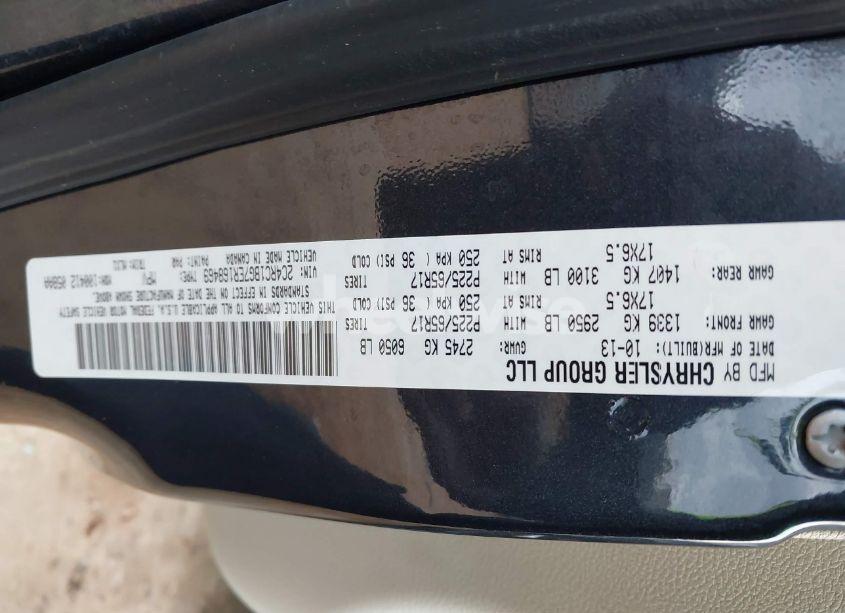 Photo 9 of 2014 Chrysler Town & COUNTRY TOURING (VIN 2C4RC1BG7ER168469)