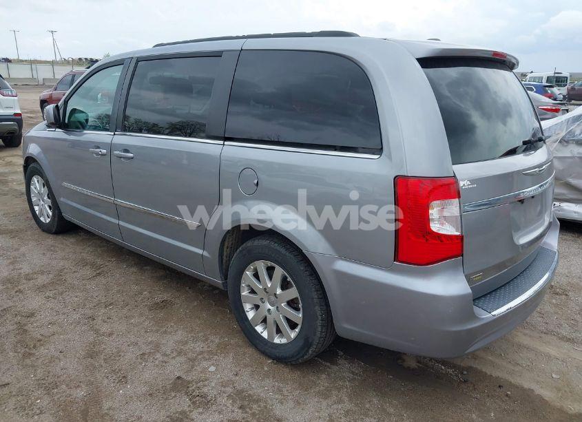 Photo 3 of 2014 Chrysler Town & COUNTRY TOURING (VIN 2C4RC1BG7ER208324)