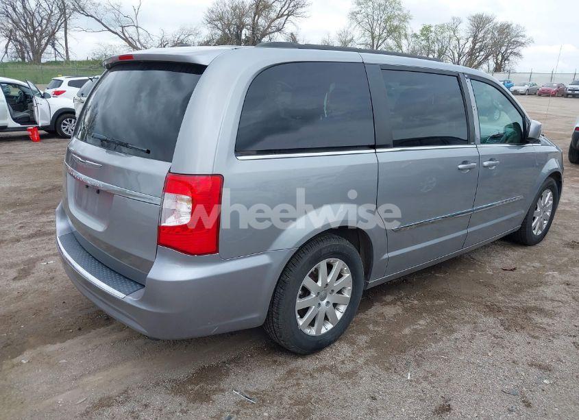 Photo 4 of 2014 Chrysler Town & COUNTRY TOURING (VIN 2C4RC1BG7ER208324)