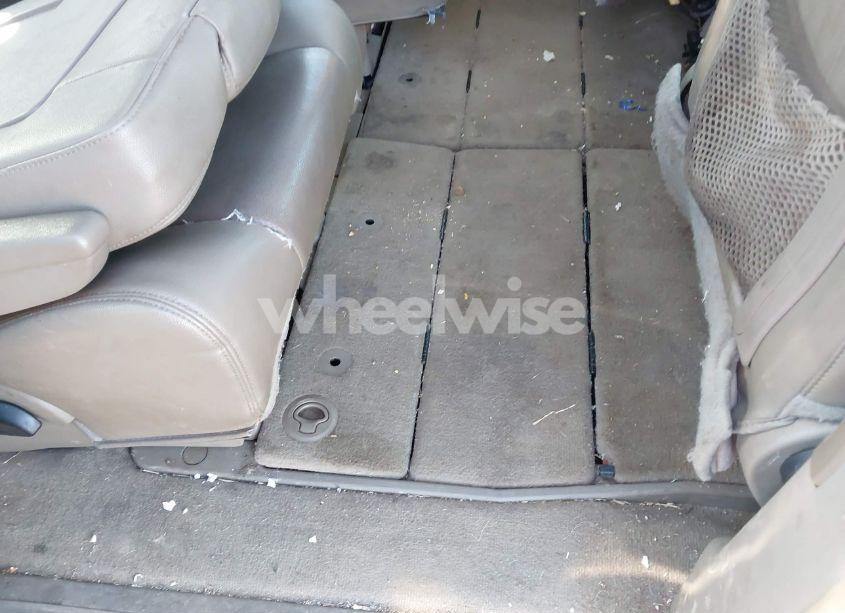 Photo 8 of 2014 Chrysler Town & COUNTRY TOURING (VIN 2C4RC1BG7ER255790)