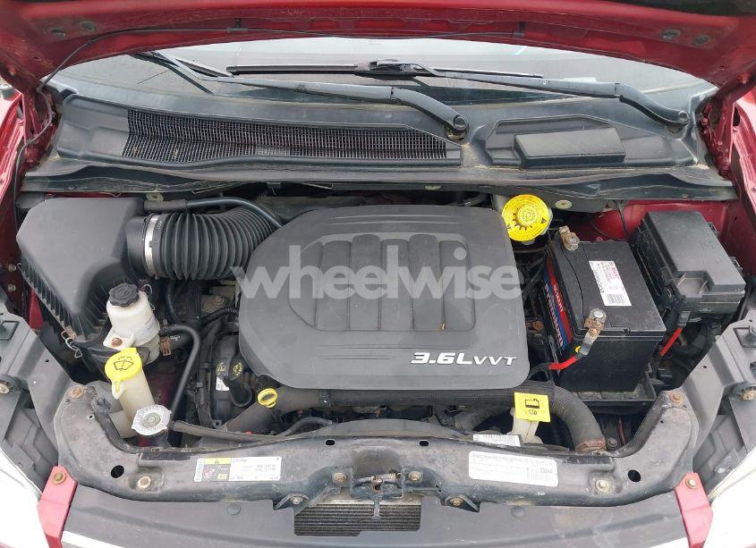 Photo 10 of 2014 Chrysler Town & COUNTRY TOURING (VIN 2C4RC1BG7ER256597)