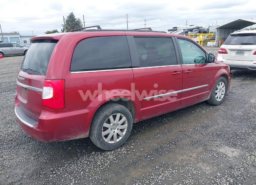 Photo 4 of 2014 Chrysler Town & COUNTRY TOURING (VIN 2C4RC1BG7ER256597)