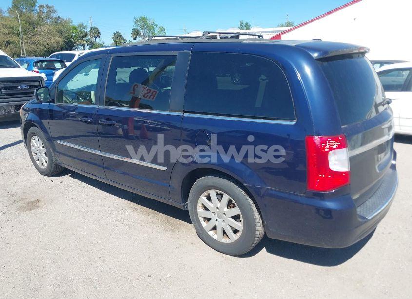 Photo 3 of 2014 Chrysler Town & COUNTRY TOURING (VIN 2C4RC1BG7ER270497)