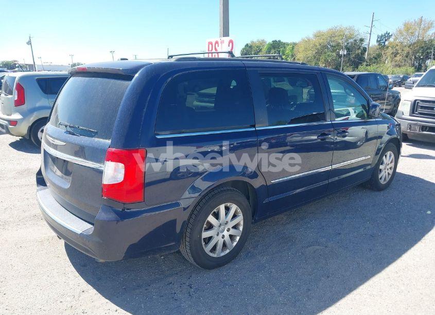 Photo 4 of 2014 Chrysler Town & COUNTRY TOURING (VIN 2C4RC1BG7ER270497)