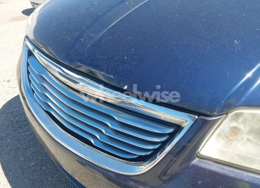 Photo 6 of 2014 Chrysler Town & COUNTRY TOURING (VIN 2C4RC1BG7ER270497)