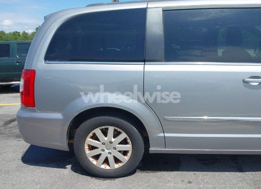 Photo 13 of 2014 Chrysler Town & COUNTRY TOURING (VIN 2C4RC1BG7ER271455)