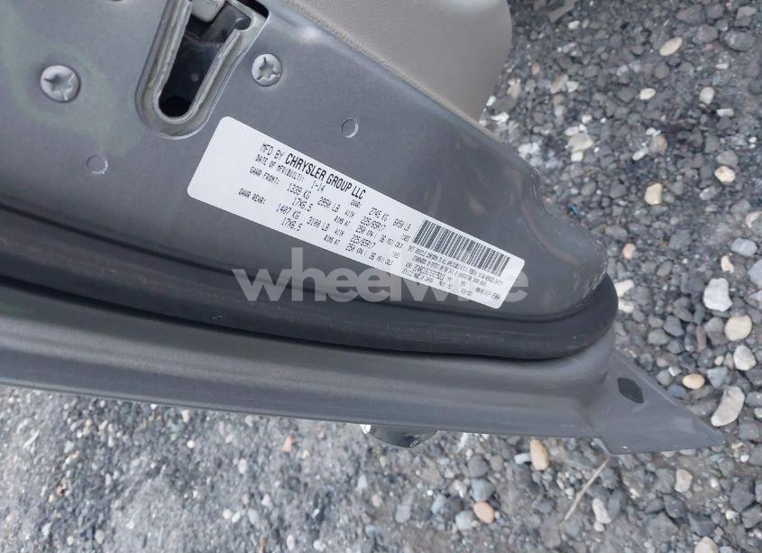 Photo 9 of 2014 Chrysler Town & COUNTRY TOURING (VIN 2C4RC1BG7ER275313)