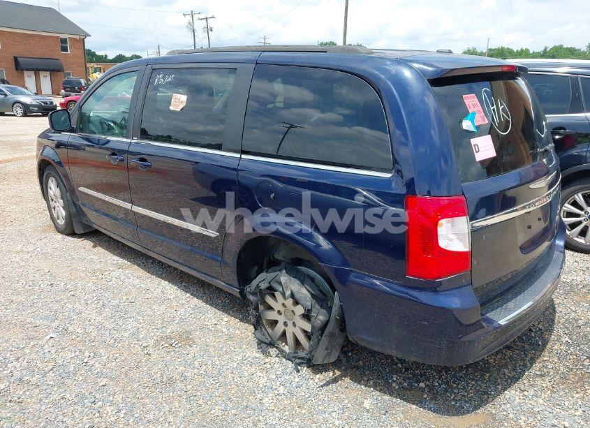 Photo 3 of 2014 Chrysler Town & COUNTRY TOURING (VIN 2C4RC1BG7ER303532)