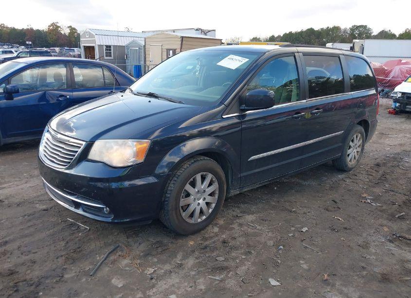 Photo 2 of 2014 Chrysler Town & COUNTRY TOURING (VIN 2C4RC1BG7ER326678)
