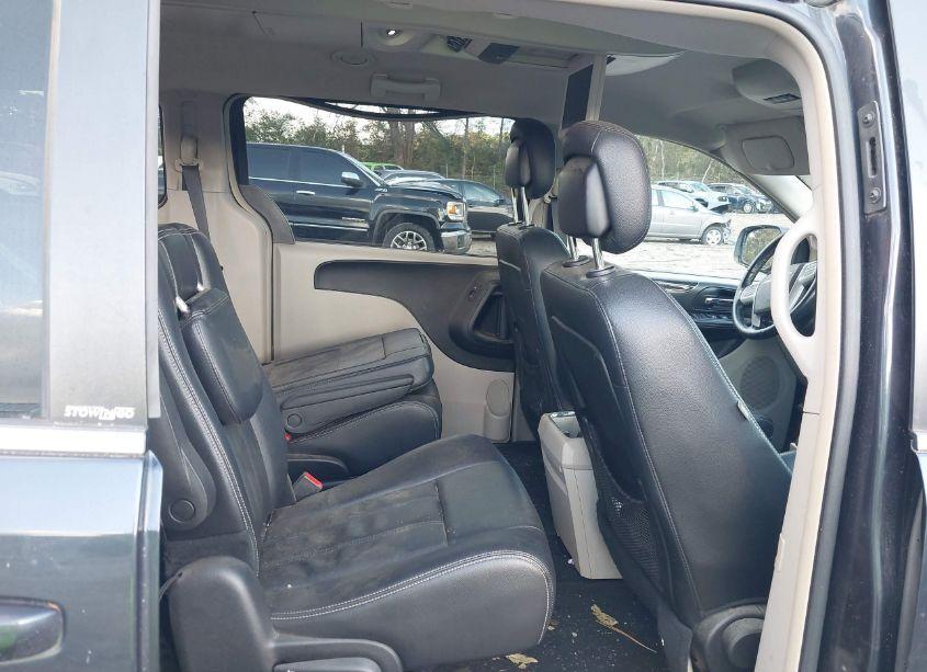 Photo 8 of 2014 Chrysler Town & COUNTRY TOURING (VIN 2C4RC1BG7ER326678)