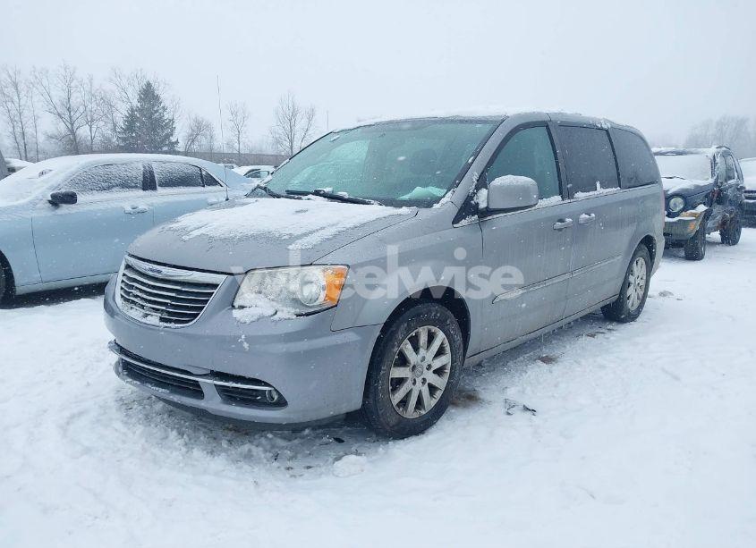 Photo 2 of 2014 Chrysler Town & COUNTRY TOURING (VIN 2C4RC1BG7ER326700)
