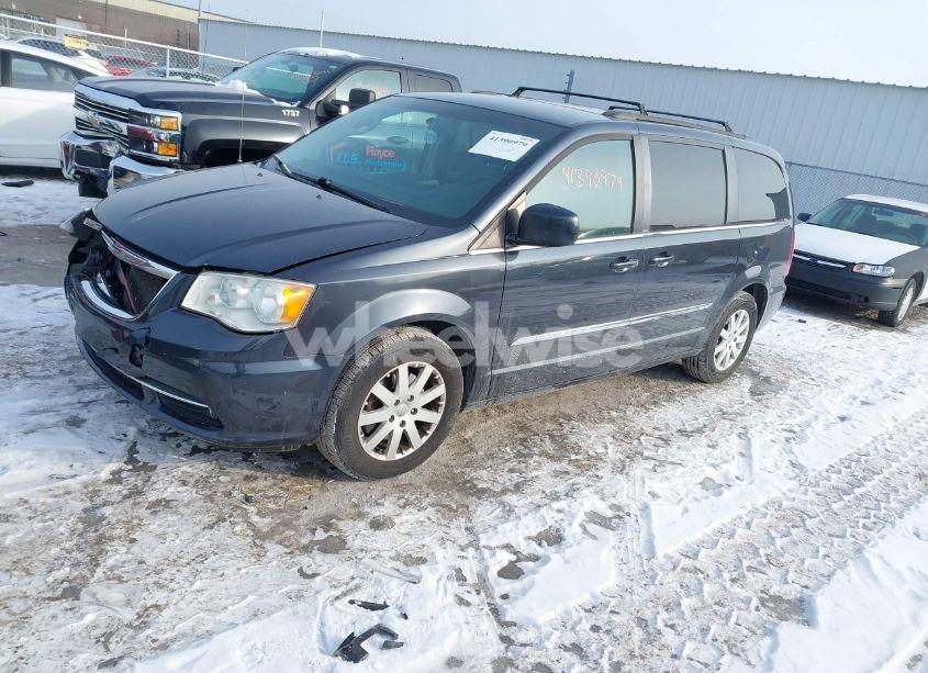 Photo 2 of 2014 Chrysler Town & COUNTRY TOURING (VIN 2C4RC1BG7ER403677)