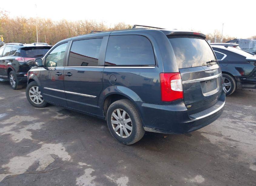 Photo 3 of 2014 Chrysler Town & COUNTRY TOURING (VIN 2C4RC1BG7ER436274)