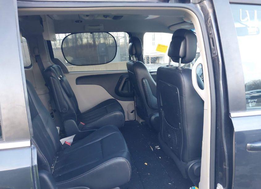 Photo 8 of 2014 Chrysler Town & COUNTRY TOURING (VIN 2C4RC1BG7ER436274)