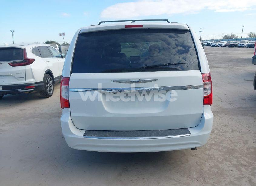 Photo 16 of 2014 Chrysler Town & COUNTRY TOURING (VIN 2C4RC1BG7ER440339)