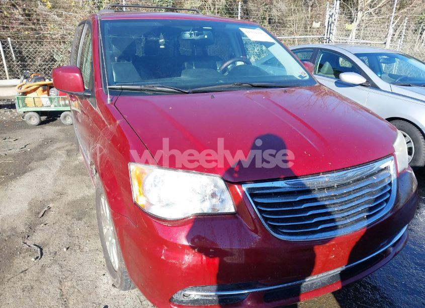 Photo 12 of 2014 Chrysler Town & COUNTRY TOURING (VIN 2C4RC1BG7ER444410)