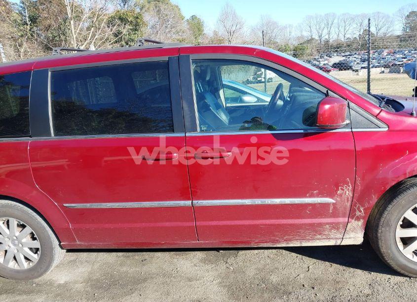 Photo 13 of 2014 Chrysler Town & COUNTRY TOURING (VIN 2C4RC1BG7ER444410)