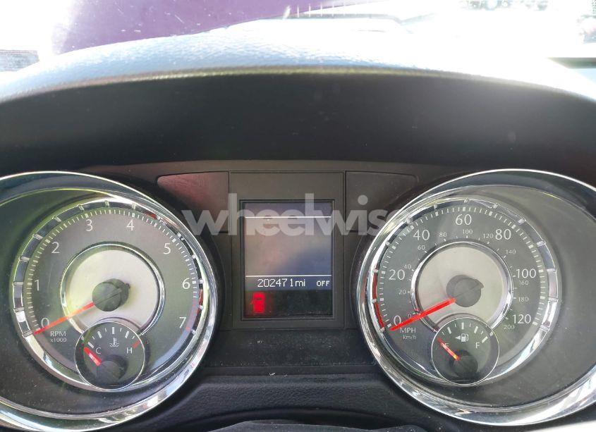 Photo 7 of 2014 Chrysler Town & COUNTRY TOURING (VIN 2C4RC1BG7ER444410)