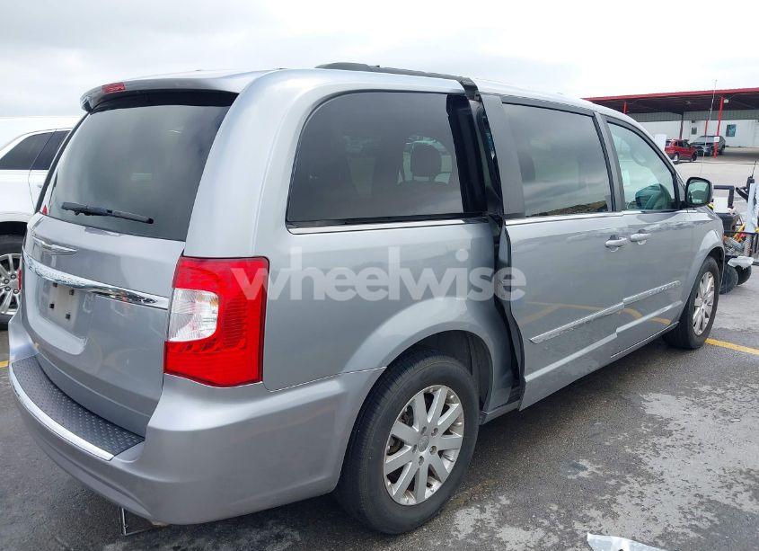 Photo 4 of 2014 Chrysler Town & COUNTRY TOURING (VIN 2C4RC1BG7ER445959)