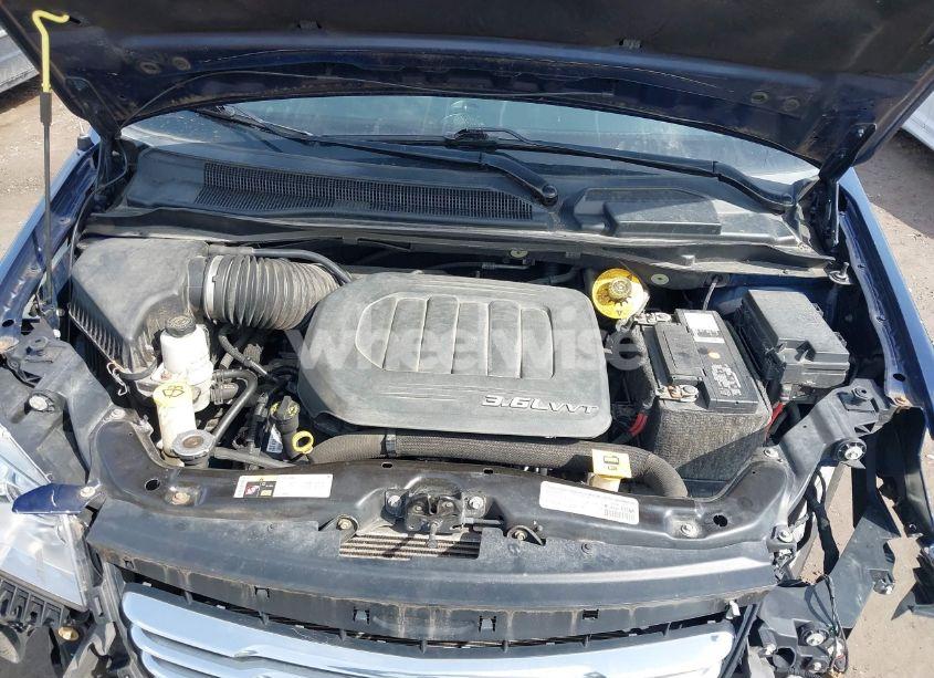 Photo 10 of 2015 Chrysler Town & COUNTRY TOURING (VIN 2C4RC1BG7FR505014)