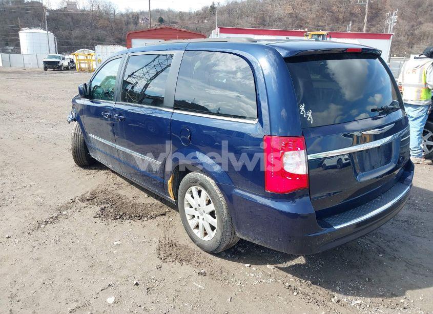 Photo 3 of 2015 Chrysler Town & COUNTRY TOURING (VIN 2C4RC1BG7FR505014)