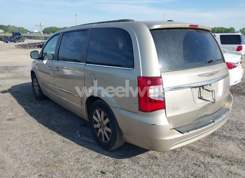 Photo 3 of 2015 Chrysler Town & COUNTRY TOURING (VIN 2C4RC1BG7FR583213)