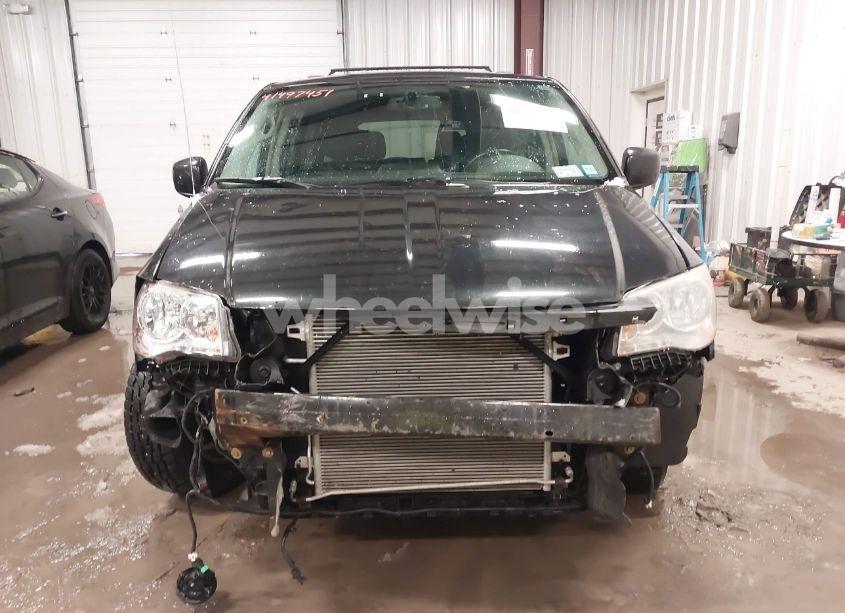 Photo 12 of 2015 Chrysler Town & COUNTRY TOURING (VIN 2C4RC1BG7FR610281)