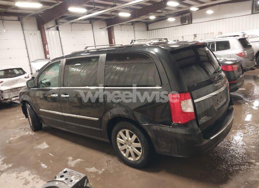 Photo 14 of 2015 Chrysler Town & COUNTRY TOURING (VIN 2C4RC1BG7FR610281)