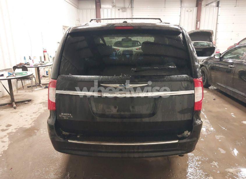 Photo 16 of 2015 Chrysler Town & COUNTRY TOURING (VIN 2C4RC1BG7FR610281)