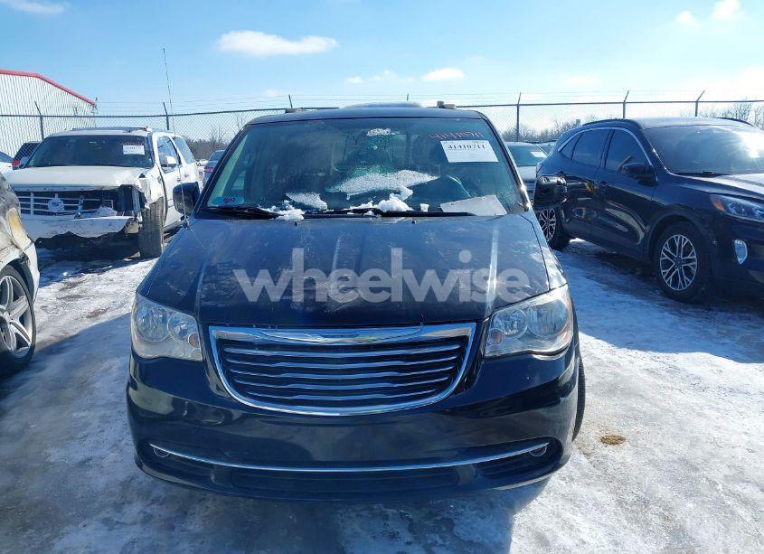 Photo 12 of 2015 Chrysler Town & COUNTRY TOURING (VIN 2C4RC1BG7FR611107)