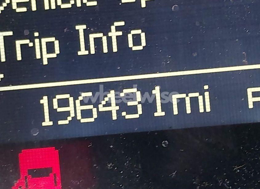 Photo 15 of 2015 Chrysler Town & COUNTRY TOURING (VIN 2C4RC1BG7FR611107)