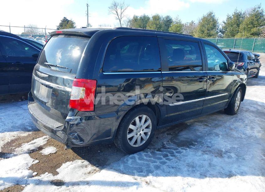 Photo 4 of 2015 Chrysler Town & COUNTRY TOURING (VIN 2C4RC1BG7FR611107)