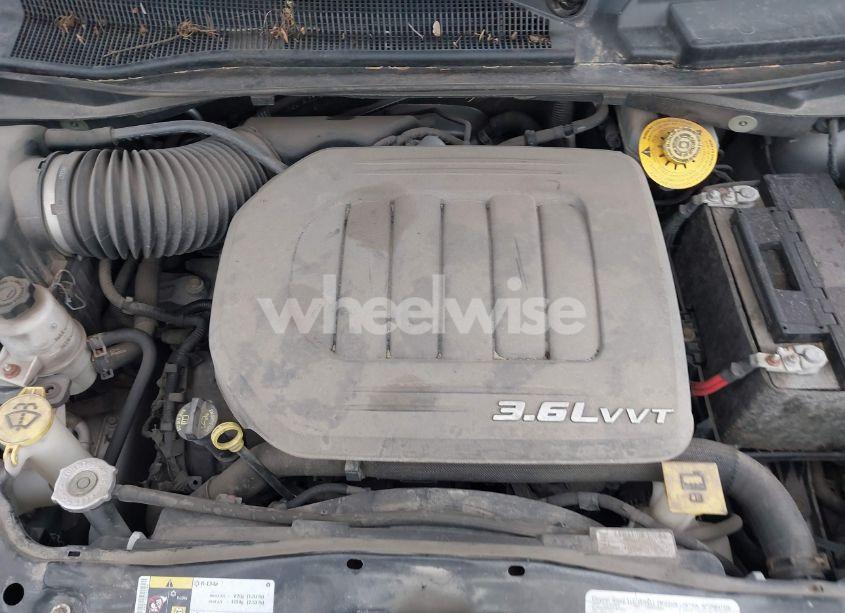 Photo 10 of 2015 Chrysler Town & COUNTRY TOURING (VIN 2C4RC1BG7FR637576)