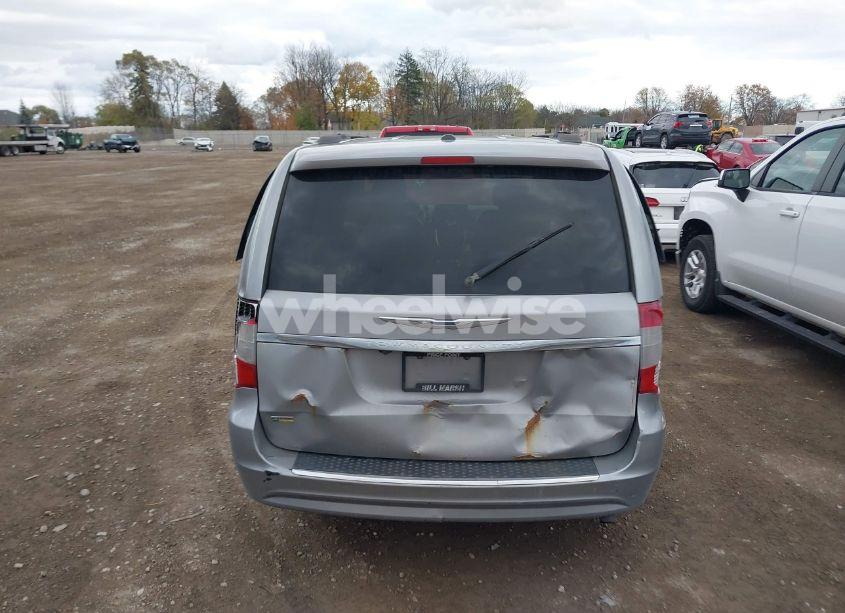 Photo 16 of 2015 Chrysler Town & COUNTRY TOURING (VIN 2C4RC1BG7FR637576)
