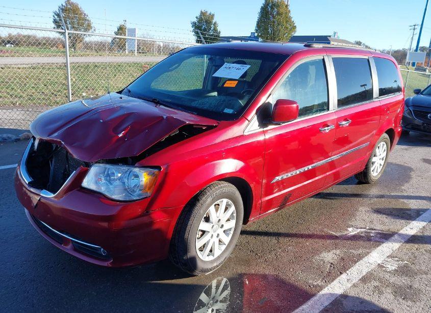 Photo 2 of 2015 Chrysler Town & COUNTRY TOURING (VIN 2C4RC1BG7FR676782)