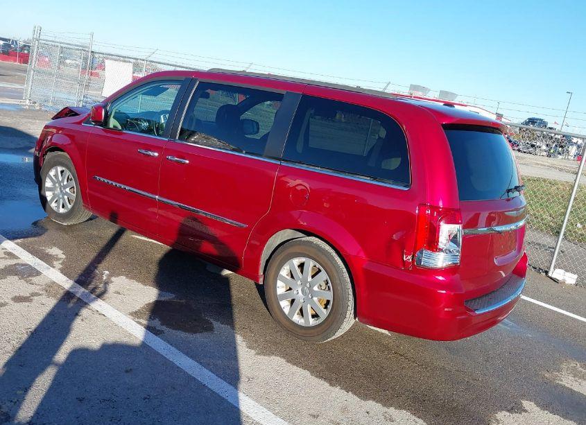 Photo 3 of 2015 Chrysler Town & COUNTRY TOURING (VIN 2C4RC1BG7FR676782)