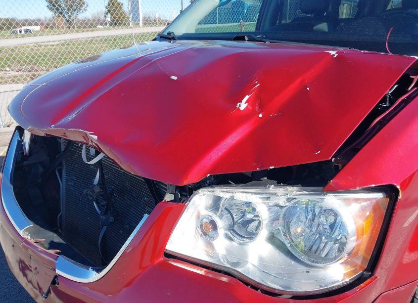 Photo 6 of 2015 Chrysler Town & COUNTRY TOURING (VIN 2C4RC1BG7FR676782)