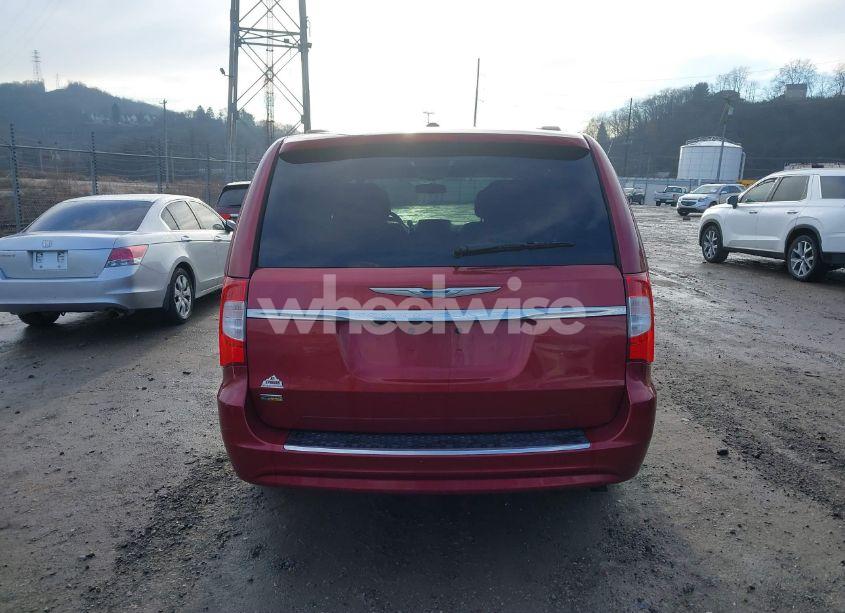 Photo 16 of 2015 Chrysler Town & COUNTRY TOURING (VIN 2C4RC1BG7FR739797)