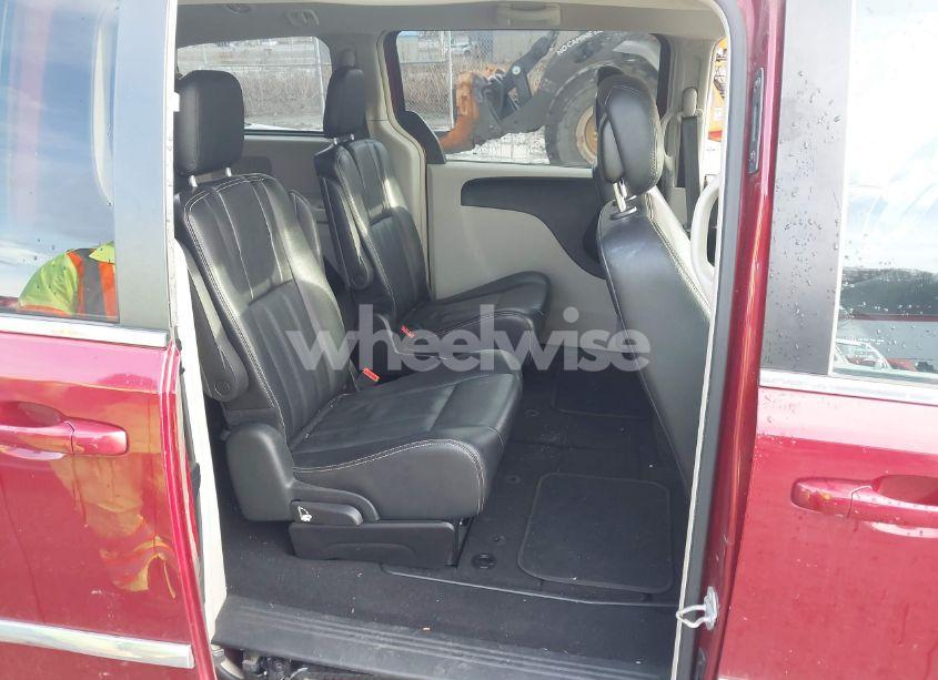 Photo 8 of 2015 Chrysler Town & COUNTRY TOURING (VIN 2C4RC1BG7FR739797)