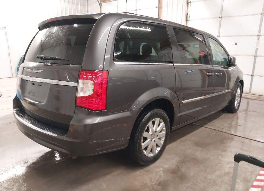 Photo 4 of 2016 Chrysler Town & COUNTRY TOURING (VIN 2C4RC1BG7GR103995)