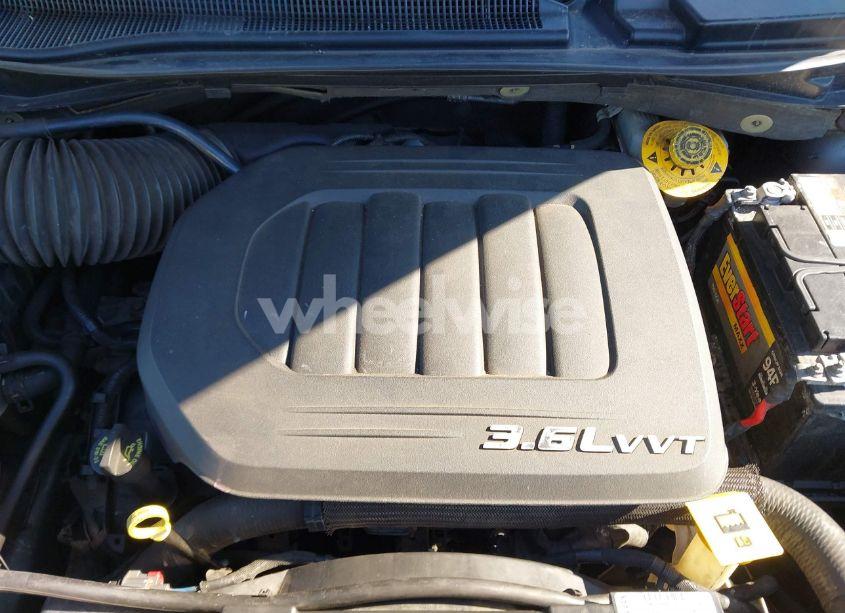 Photo 10 of 2016 Chrysler Town & COUNTRY TOURING (VIN 2C4RC1BG7GR129321)