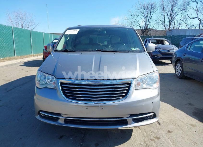 Photo 11 of 2016 Chrysler Town & COUNTRY TOURING (VIN 2C4RC1BG7GR129321)
