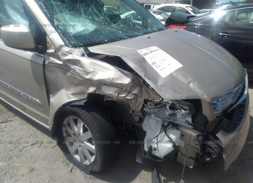 Photo 6 of 2016 Chrysler Town & COUNTRY TOURING (VIN 2C4RC1BG7GR138195)