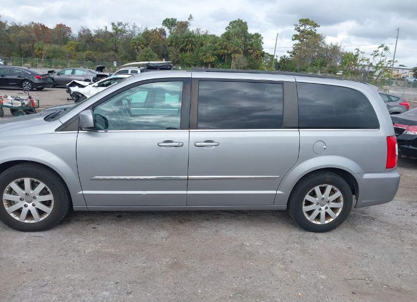 Photo 14 of 2016 Chrysler Town & COUNTRY TOURING (VIN 2C4RC1BG7GR164487)