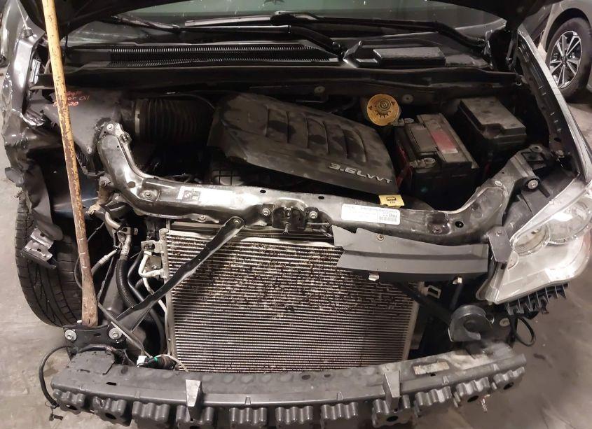 Photo 10 of 2016 Chrysler Town & COUNTRY TOURING (VIN 2C4RC1BG7GR167504)