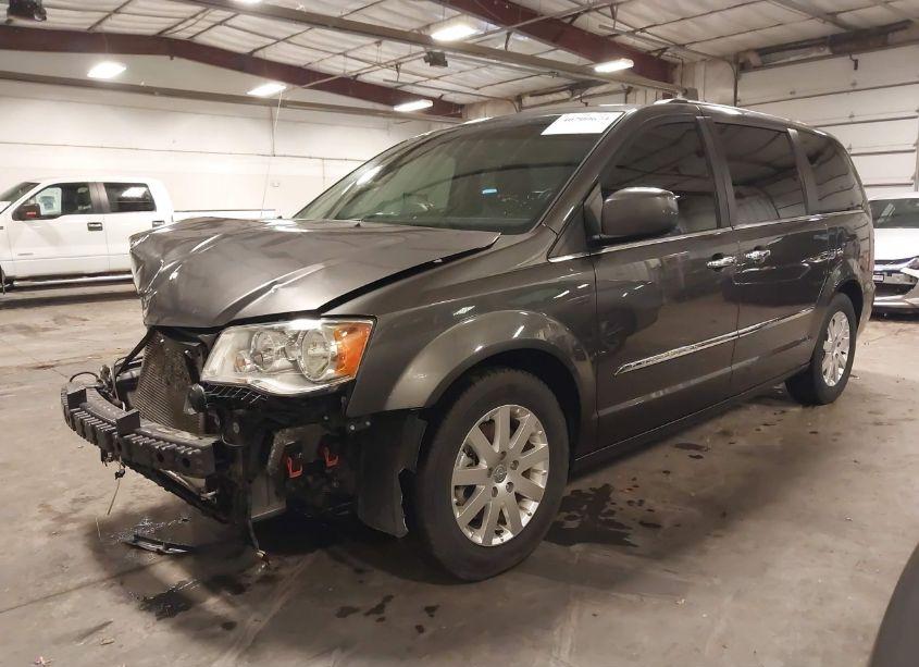 Photo 2 of 2016 Chrysler Town & COUNTRY TOURING (VIN 2C4RC1BG7GR167504)