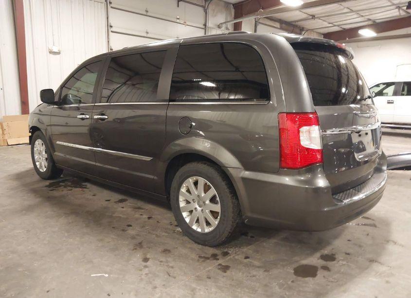 Photo 3 of 2016 Chrysler Town & COUNTRY TOURING (VIN 2C4RC1BG7GR167504)