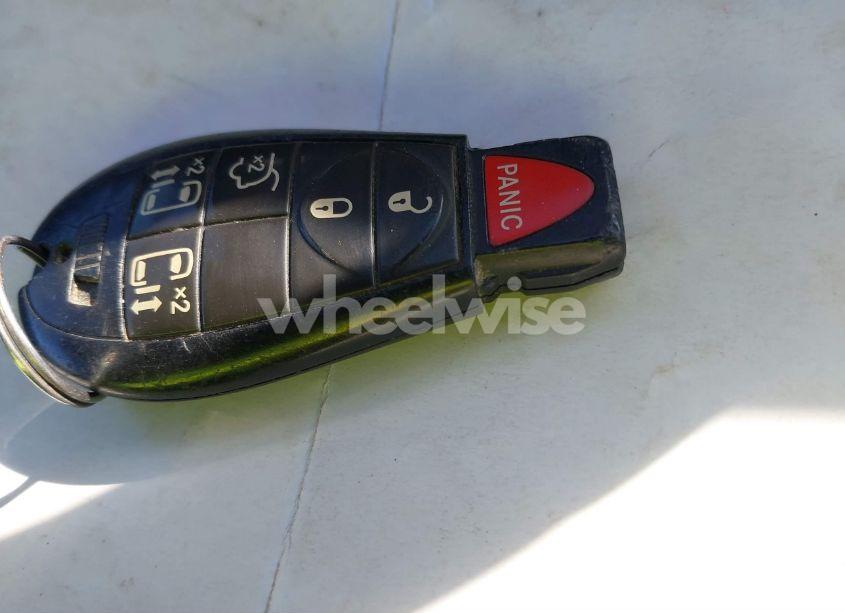 Photo 11 of 2016 Chrysler Town & COUNTRY TOURING (VIN 2C4RC1BG7GR187297)